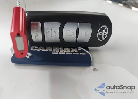 2019 Toyota Yaris Le z USA, uszkodzony, nr VIN 3MYDLBYVXKY524593